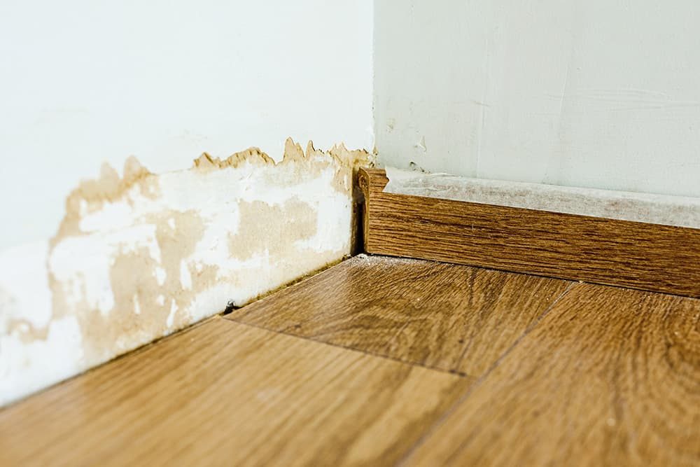 Leak prevention on a wall